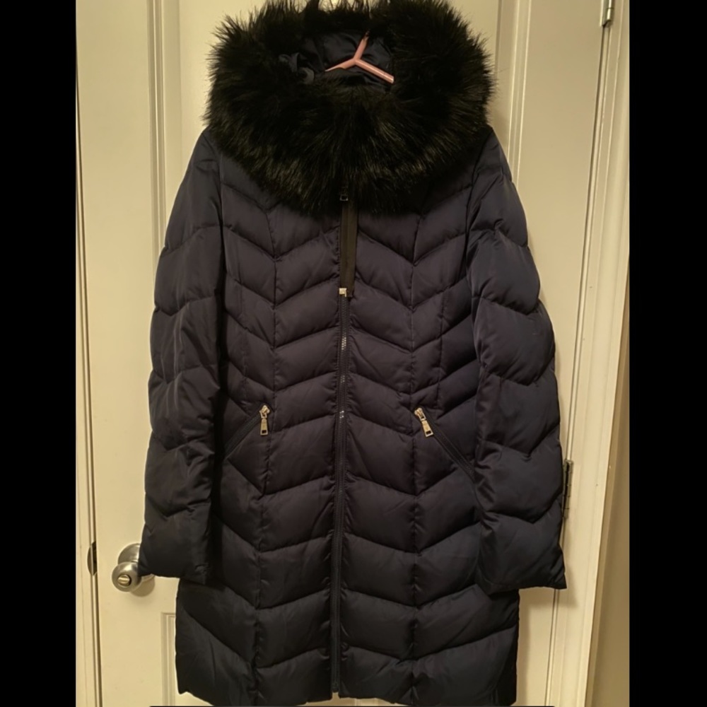 T TAHARI Women’s Down Quilted Puffer Winter Jacket Coat with faux fur